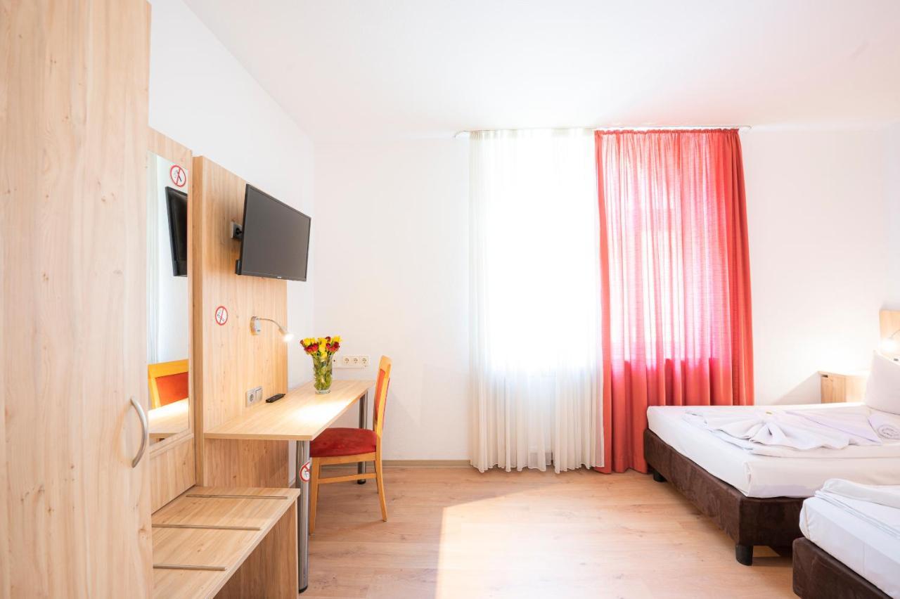 Hotel Astoria Am Urachplatz Stuttgart Eksteriør bilde